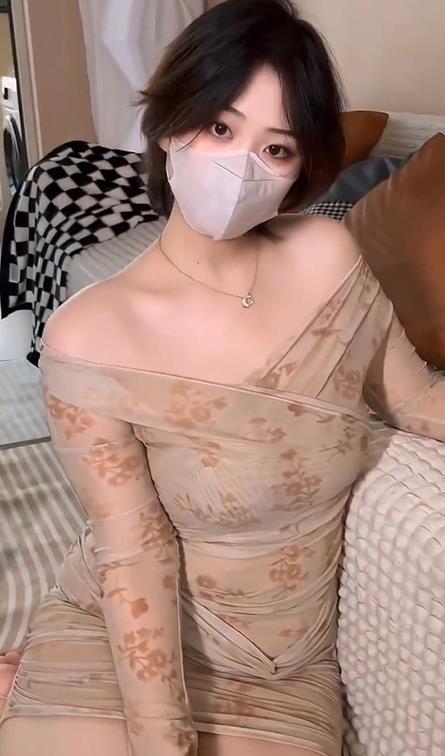 莱昂纳盈 蜜桃臀美女写真资源及视频合集下载