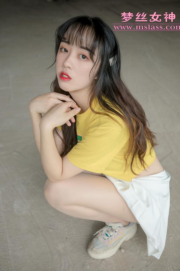 李佳琪 性感大长腿美女写真套图资源合集下载