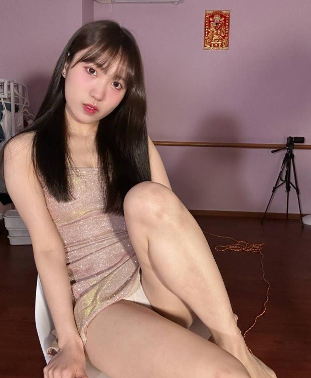 立盐盐86 b站舞蹈up主写真图包及视频合集下载