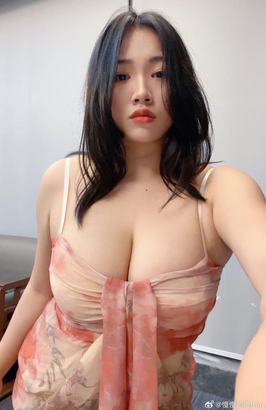 慢慢的漫 微博日常美拍图集资源下载