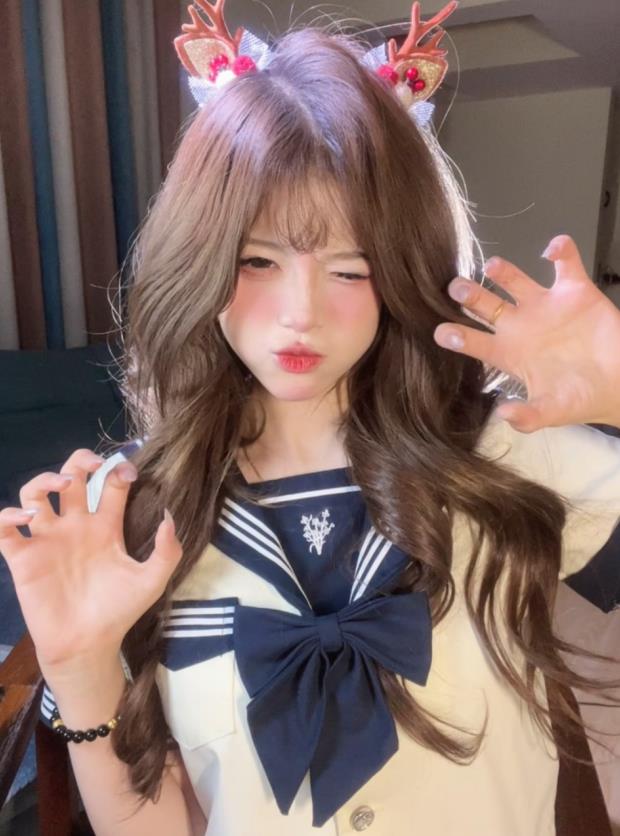 奶涵酱(奶涵大白兔)私房制服美腿写真全集资源下载 奶涵酱(奶涵大白兔)私房制服美腿写真全集资源下载