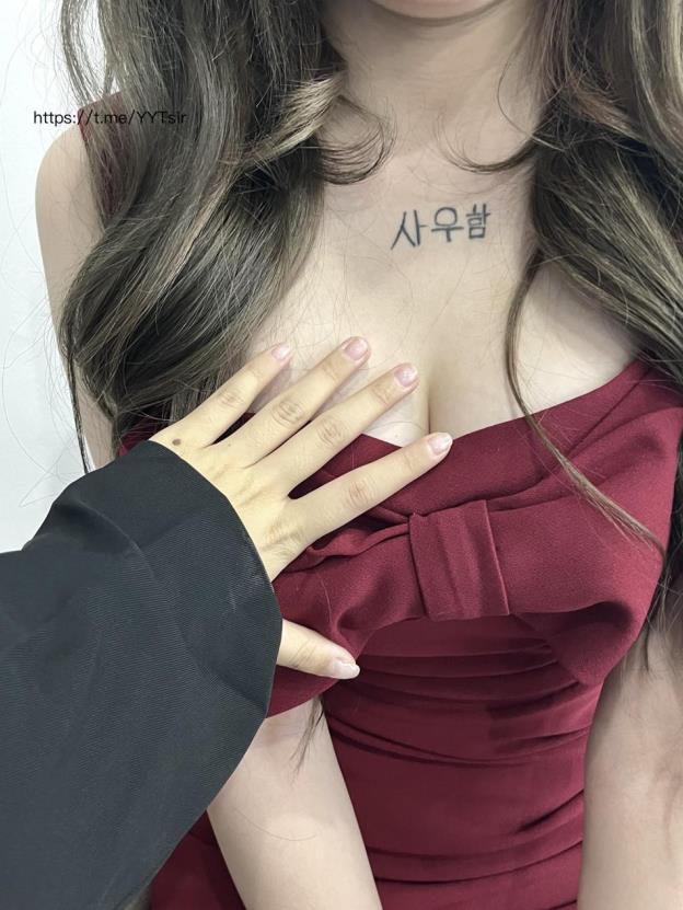 奶涵酱(奶涵大白兔)私房制服美腿写真全集资源下载 奶涵酱(奶涵大白兔)私房制服美腿写真全集资源下载