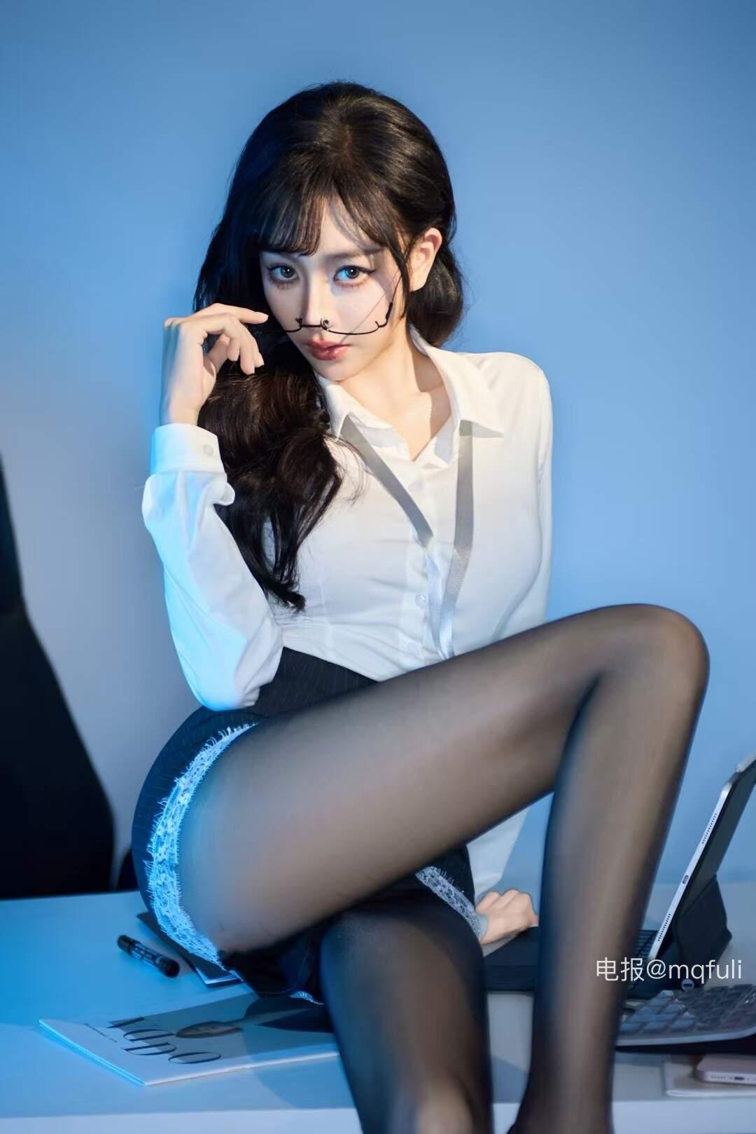 人间小奶猫 职业制服OL写真资源及视频合集下载