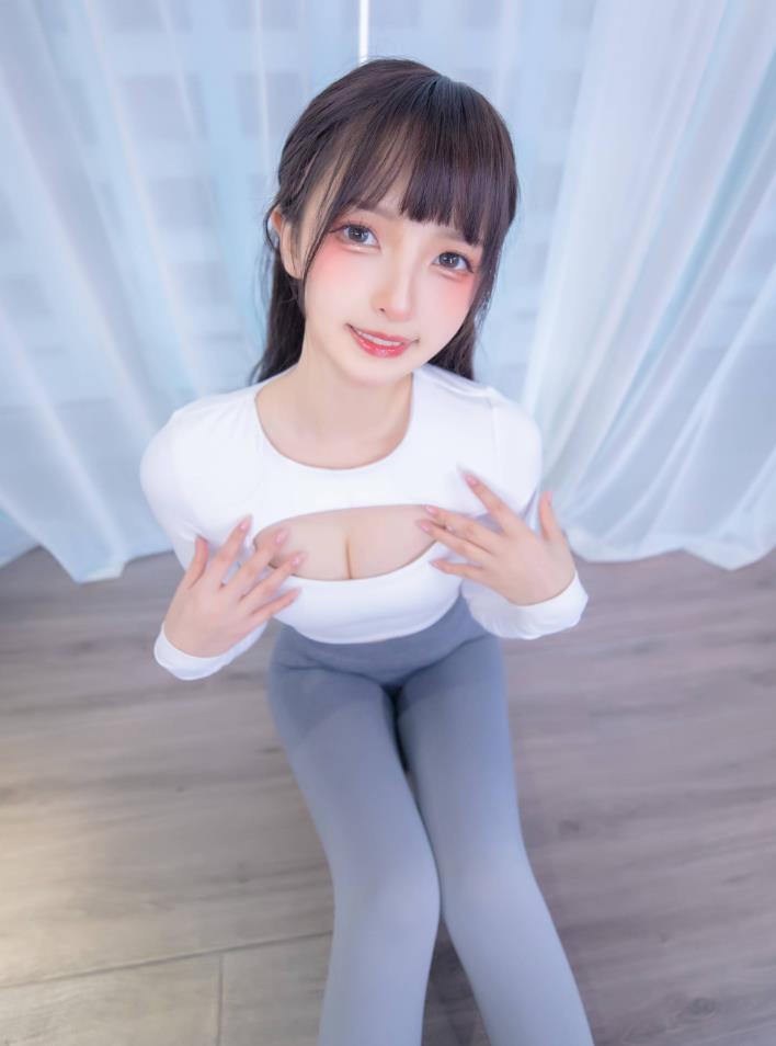 神楽坂真冬 私人定制写真合集下载