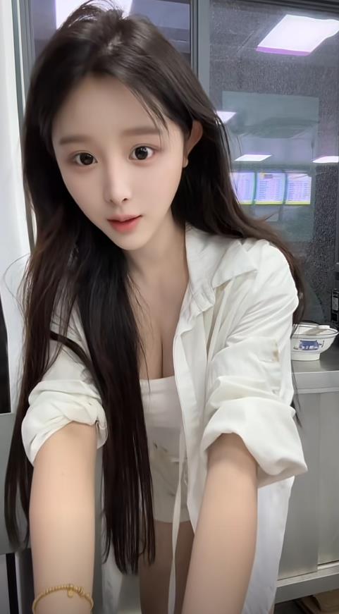 十七同学 泳装清纯美女写真套图及视频全集下载 十七同学 泳装清纯美女写真套图及视频全集下载