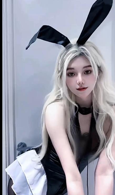 小徐崽子 秘语空间写真图包及视频资源合集下载