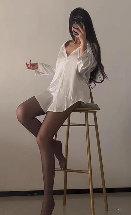 小野汜樱 猫耳娘丝袜少女福利写真资源合集下载