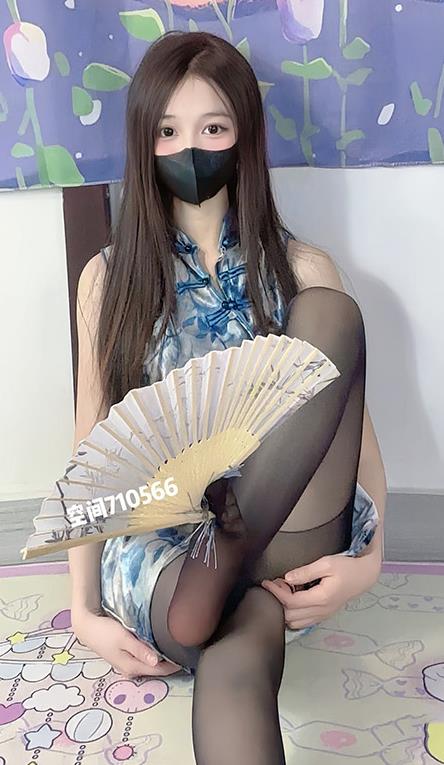 小莹是甜妹 波点白丝萝莉 铁粉空间写真图包下载 小莹是甜妹 波点白丝萝莉 铁粉空间写真图包下载