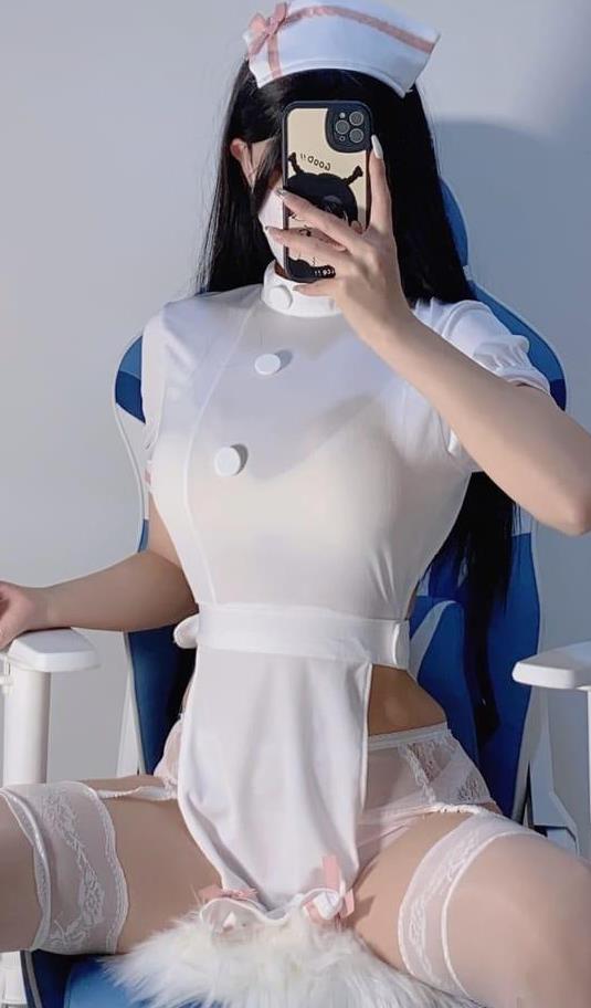 徐绾绾y 白丝美腿福利 微密圈写真资源及视频合集下载 徐绾绾y 白丝美腿福利 微密圈写真资源及视频合集下载