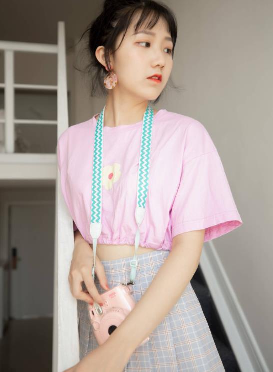 萤仙女 小仙女雪白美腿写真资源合集下载