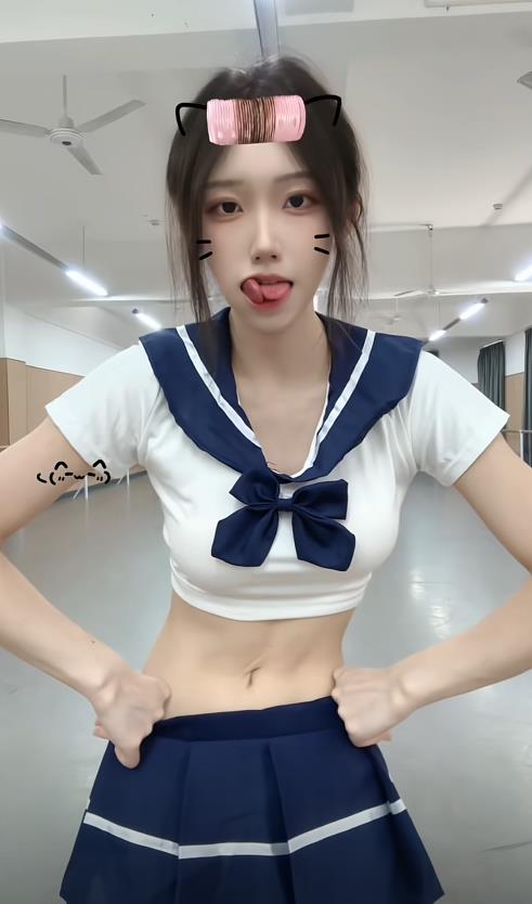 一笑呢 岛遇写真套图及视频资源合集下载