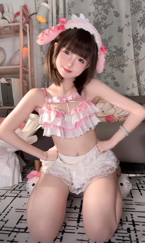 雨乃哟（雨宝哟） 舰长专属cos写真图集及视频资源下载