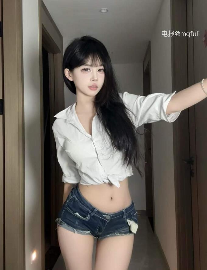 中森紫菜 黑丝御姐福利写真资源及视频合集下载