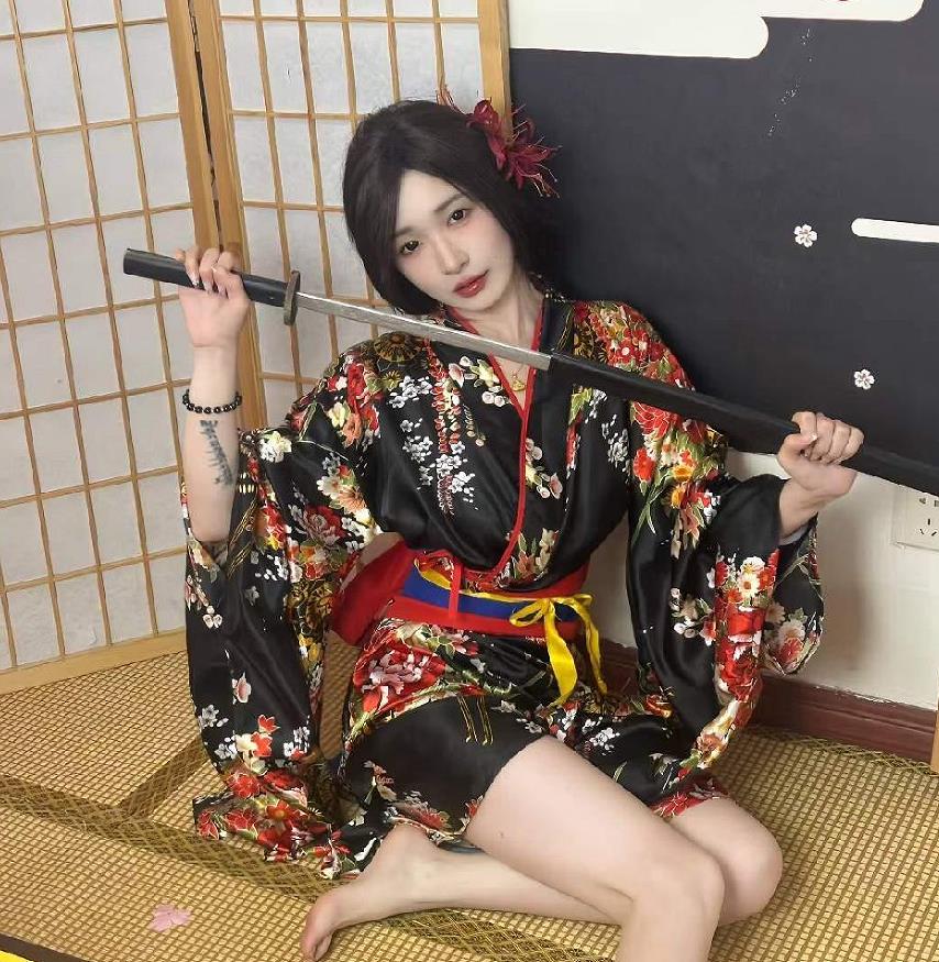 管管我啦 福利写真资源及视频合集下载