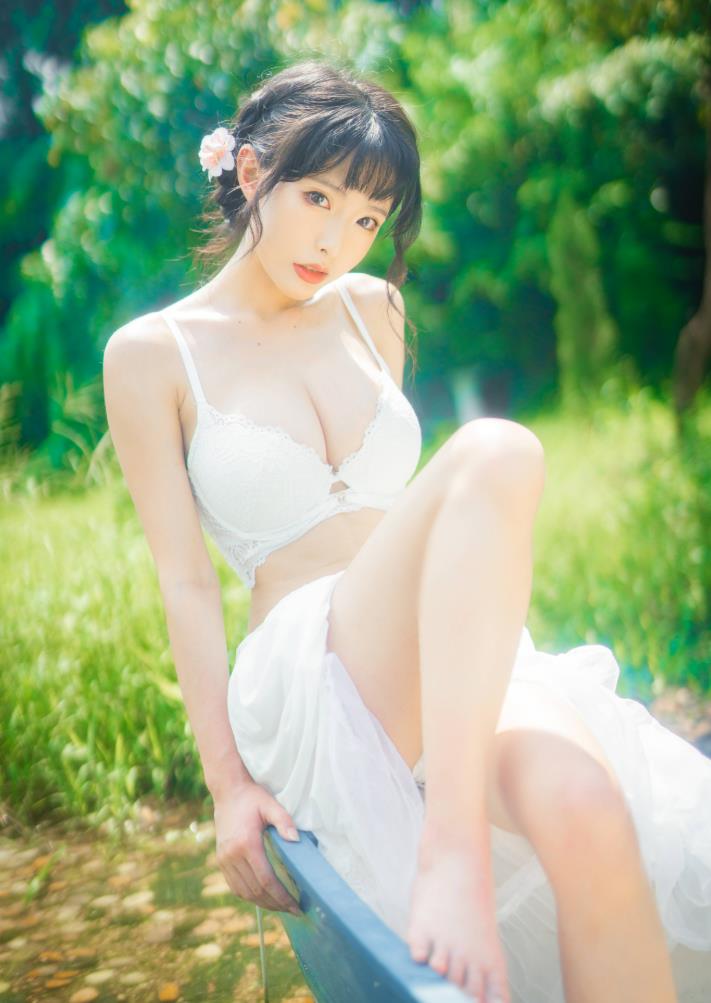 清水由乃 写真资源合集下载