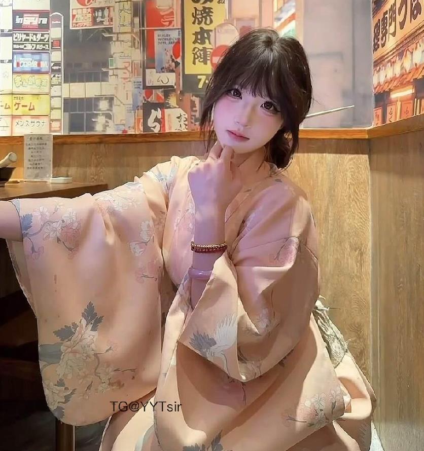 屋顶吐司边 写真及视频合集下载