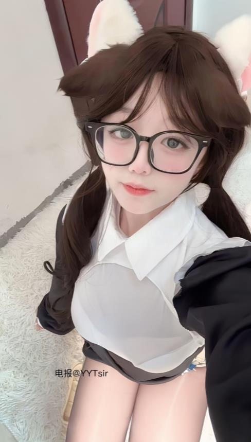 小困包 全套写真图片及视频合集下载